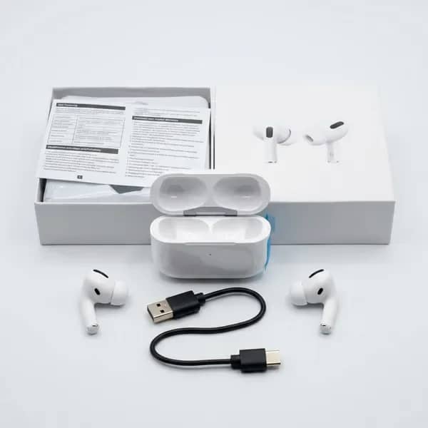 • سماعة AirPods